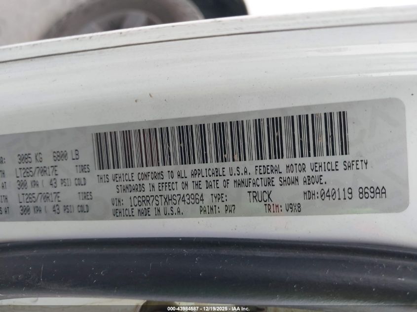 2017 Ram 1500 Tradesman 4X4 6'4 Box VIN: 1C6RR7STXHS743964 Lot: 43984587