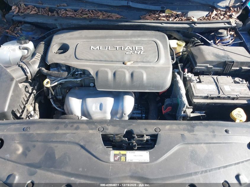 2015 Chrysler 200 Limited VIN: 1C3CCCAB3FN536432 Lot: 43984611