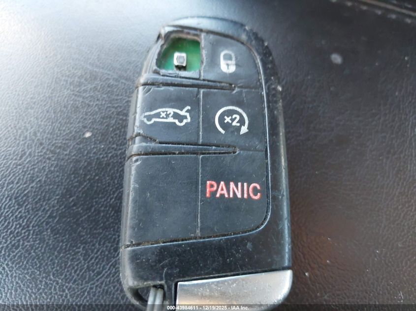 2015 Chrysler 200 Limited VIN: 1C3CCCAB3FN536432 Lot: 43984611