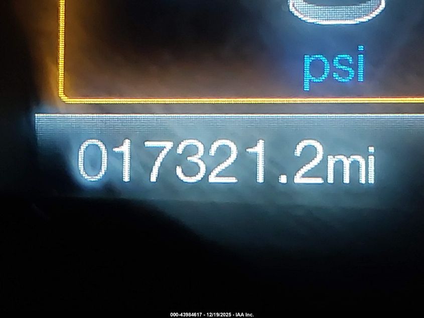 2018 Ford Fusion Platinum VIN: 3FA6P0D96JR265172 Lot: 43984617