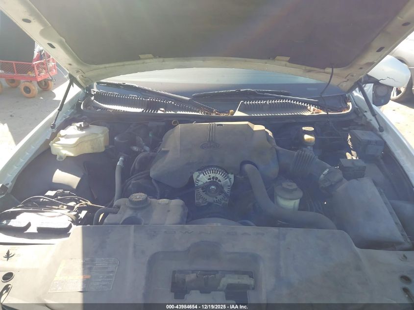 2001 Lincoln Town Car Executive VIN: 1LNHM81W91Y612804 Lot: 43984654