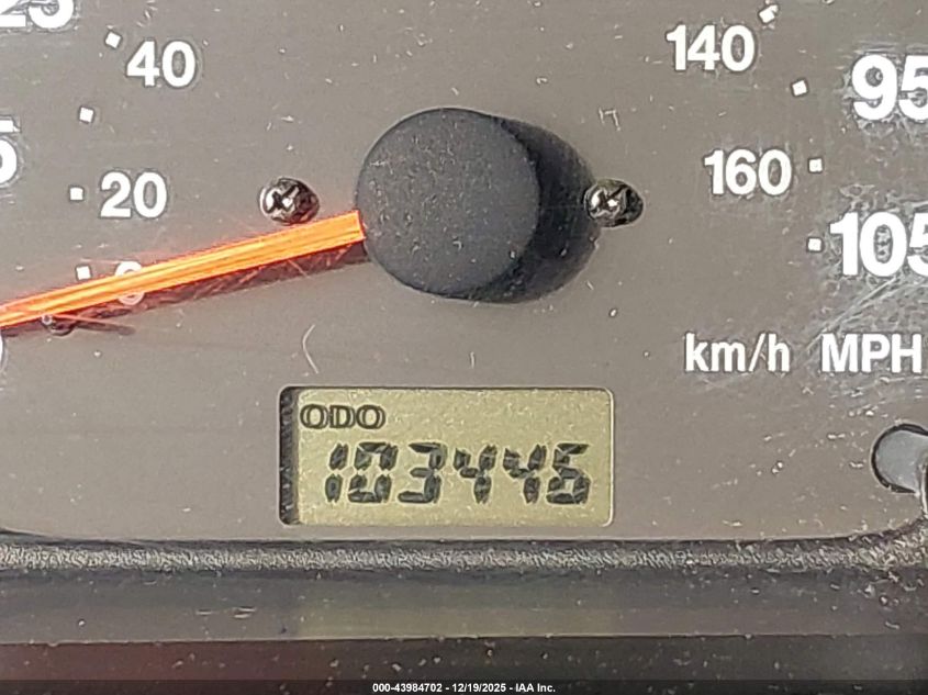 2001 Suzuki Grand Vitara Xl-7 Plus/Standard/Touring VIN: JS3TX92V814111476 Lot: 43984702