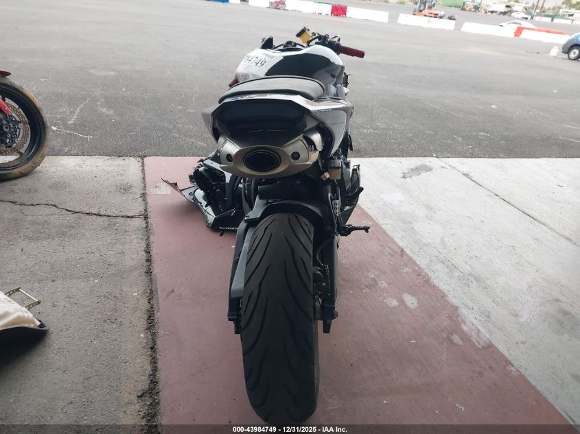 2023 Honda Cbr600 Rr VIN: JH2PC40J4PK900332 Lot: 43984749