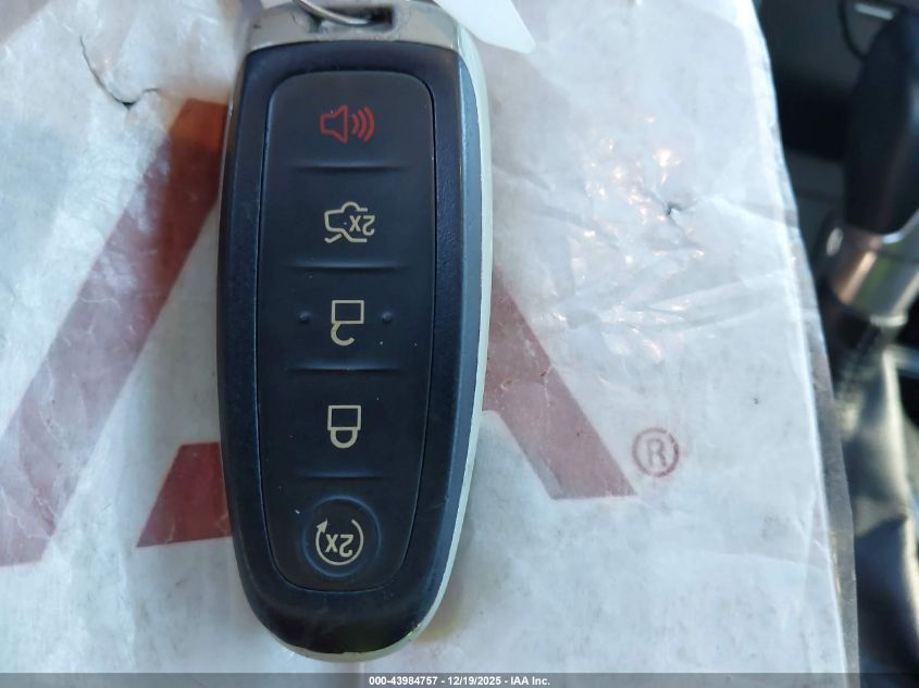 2017 Ford Escape Titanium VIN: 1FMCU0J98HUA93249 Lot: 43984757