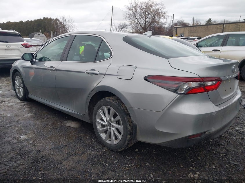 2024 Toyota Camry Le