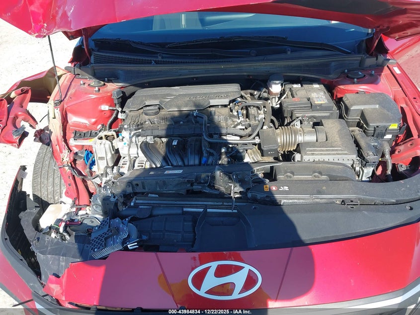 KMHLM4DG1SU896896 2025 HYUNDAI ELANTRA photo no. 10