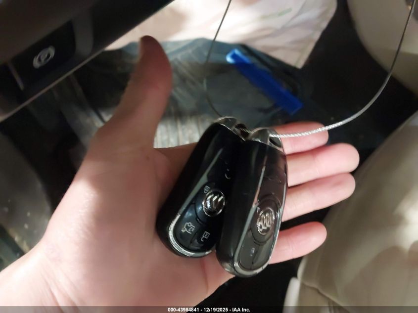 2017 Buick Lacrosse Essence VIN: 1G4ZP5SS9HU180965 Lot: 43984841