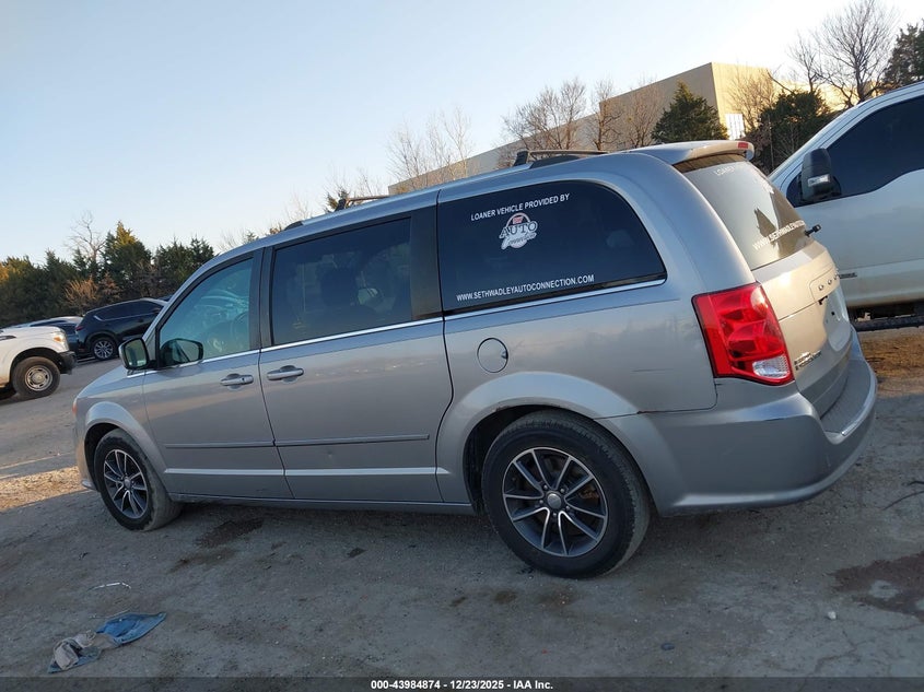 VIN 2C4RDGCG2HR801964 2017 DODGE GRAND CARAVAN SXT