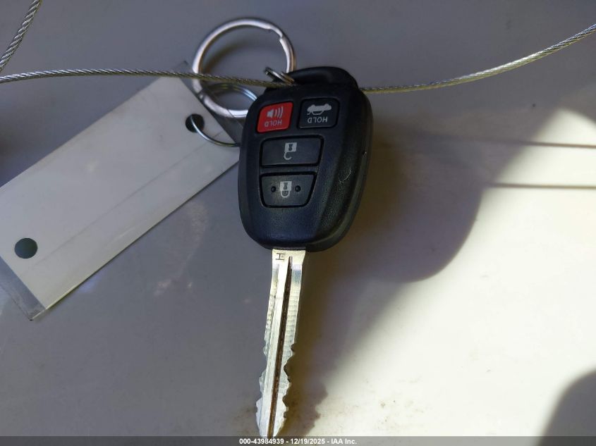 2016 Toyota Corolla Le VIN: 2T1BURHE3GC732916 Lot: 43984939