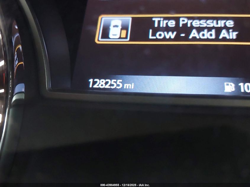 2017 Nissan Pathfinder Sv VIN: 5N1DR2MN9HC670323 Lot: 43984955