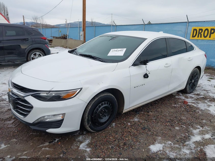 2019 CHEVROLET MALIBU auction photo 2