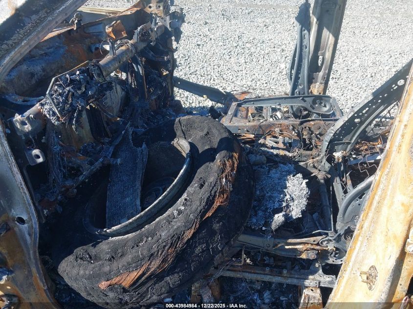 2024 GMC Sierra 1500 4Wd Short Box Sle VIN: 3GTPUBEK5RG114528 Lot: 43984984