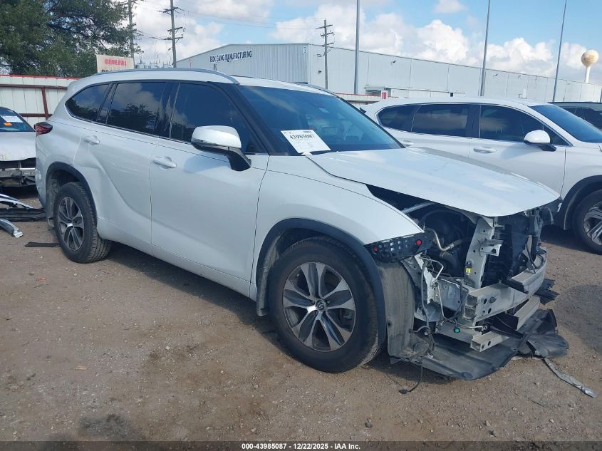 2022 Toyota Highlander Xle VIN: 5TDGZRAH3NS100935 Lot: 43985087