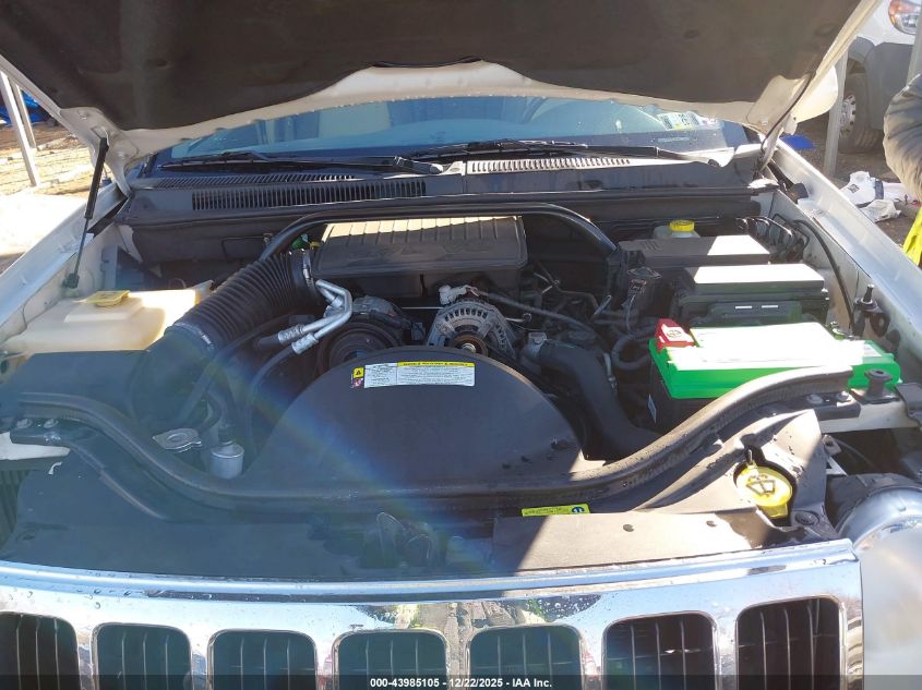 2010 Jeep Grand Cherokee Limited VIN: 1J4PR5GK4AC141737 Lot: 43985105