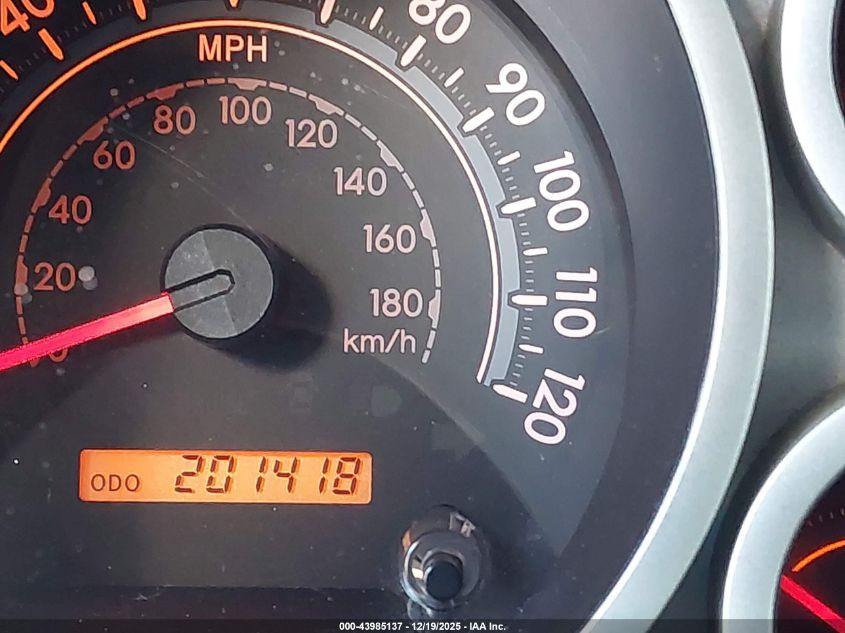 2008 Toyota Tundra Sr5 5.7L V8 VIN: 5TBBV541X8S494430 Lot: 43985137