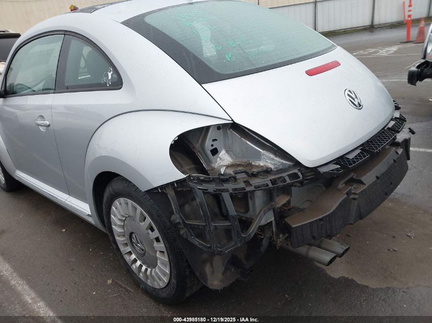 2015 Volkswagen Beetle 1.8T VIN: 3VWJ17AT2FM642581 Lot: 43985180