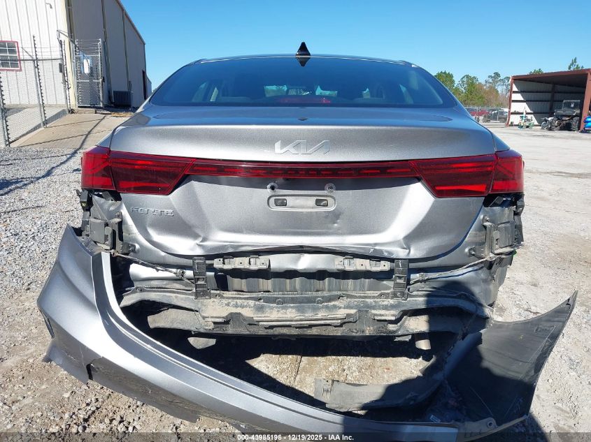 2024 Kia Forte Lxs VIN: 3KPF24AD6RE772570 Lot: 43985196