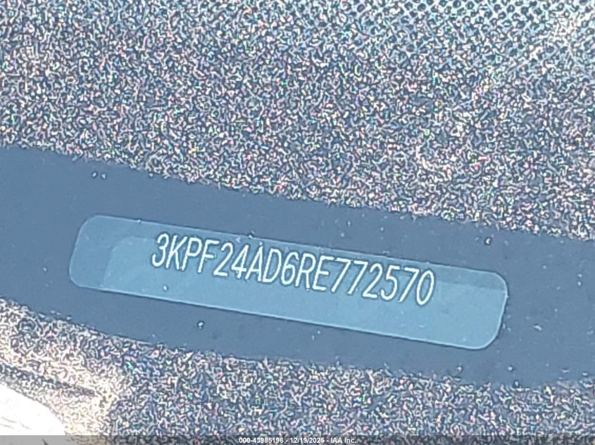 2024 Kia Forte Lxs VIN: 3KPF24AD6RE772570 Lot: 43985196