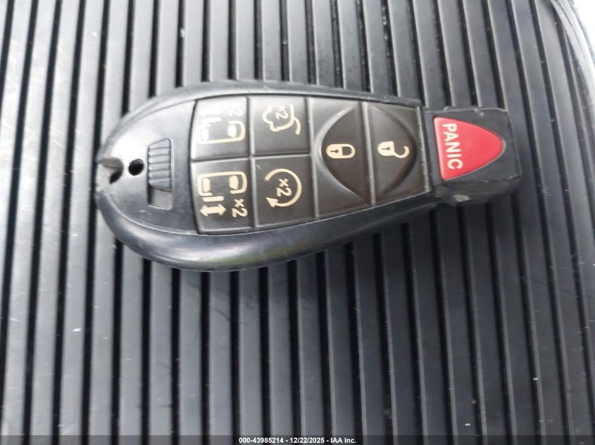 2014 Dodge Grand Caravan Sxt 30Th Anniversary VIN: 2C4RDGCG1ER424359 Lot: 43985214