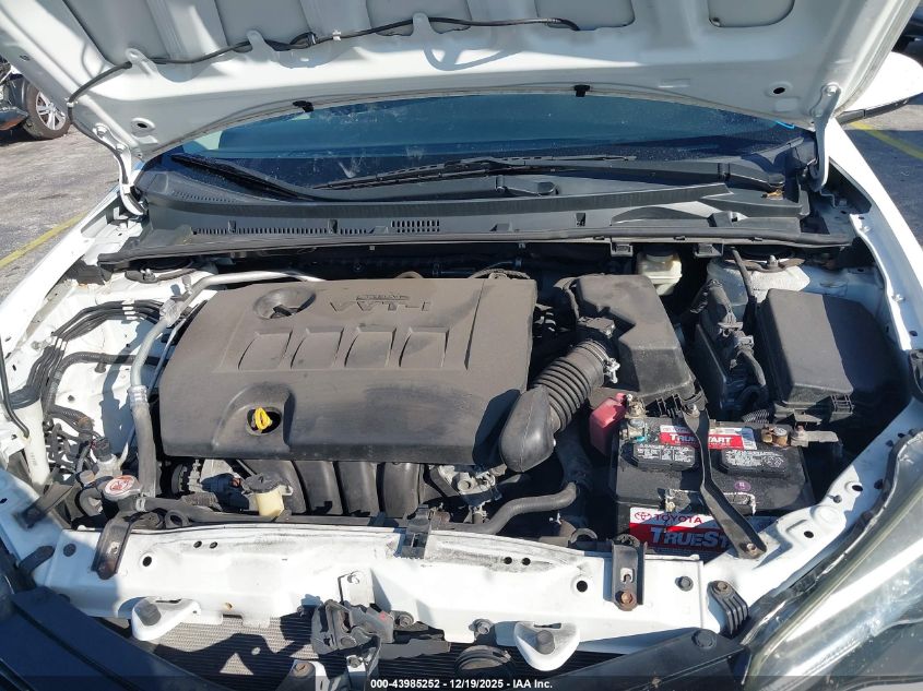 2018 Toyota Corolla Le VIN: 5YFBURHE5JP764242 Lot: 43985252