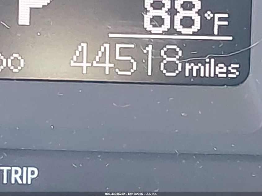 2018 Toyota Corolla Le VIN: 5YFBURHE5JP764242 Lot: 43985252