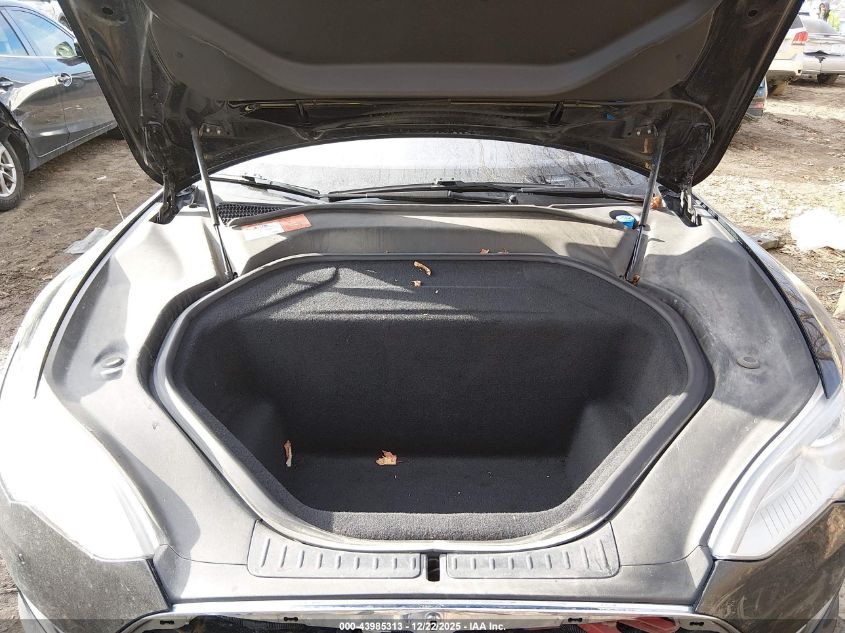 2015 Tesla Model S 70D/85D/P85D VIN: 5YJSA1H24FFP68186 Lot: 43985313