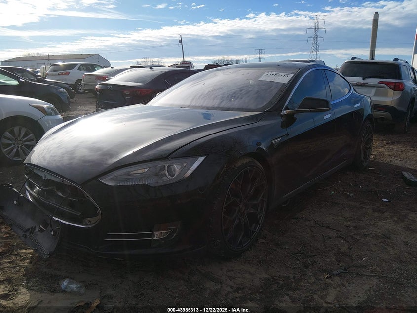 Vin: 5yjsa1h24ffp68186, lot: 44481020, tesla model s 70d/85d/p85d 20152