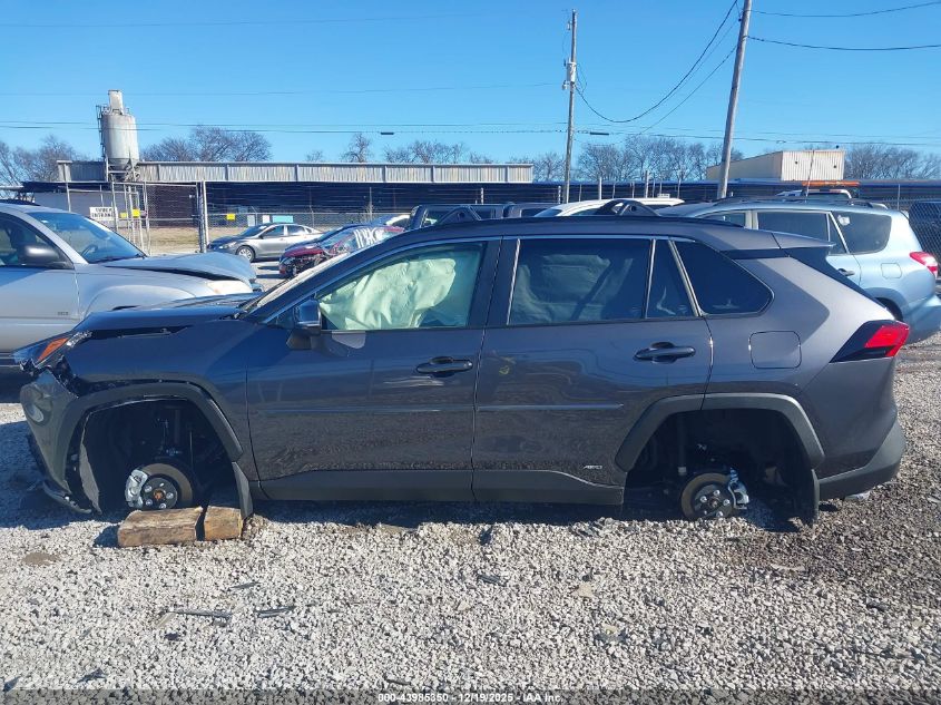 2025 Toyota Rav4 Hybrid Xle VIN: JTMRWRFV8SJ076916 Lot: 43985350