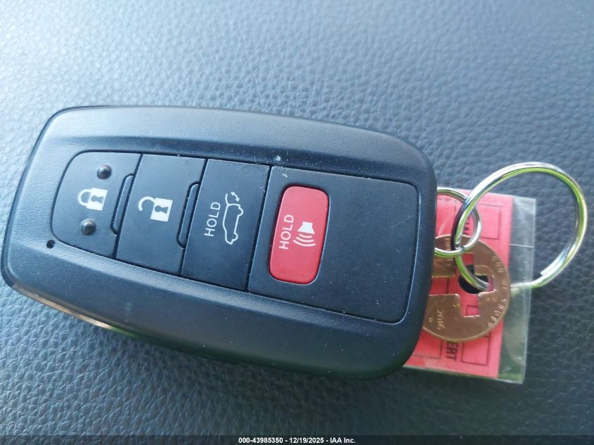 2025 Toyota Rav4 Hybrid Xle VIN: JTMRWRFV8SJ076916 Lot: 43985350