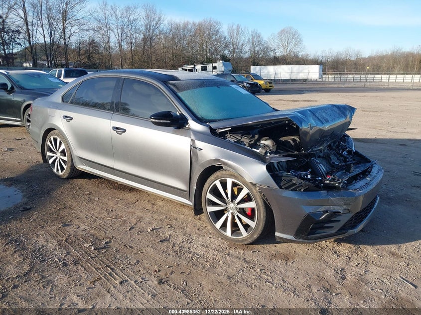 VIN 1VWJM7A32JC040295 2018 VOLKSWAGEN PASSAT 3.6L V6 GT
