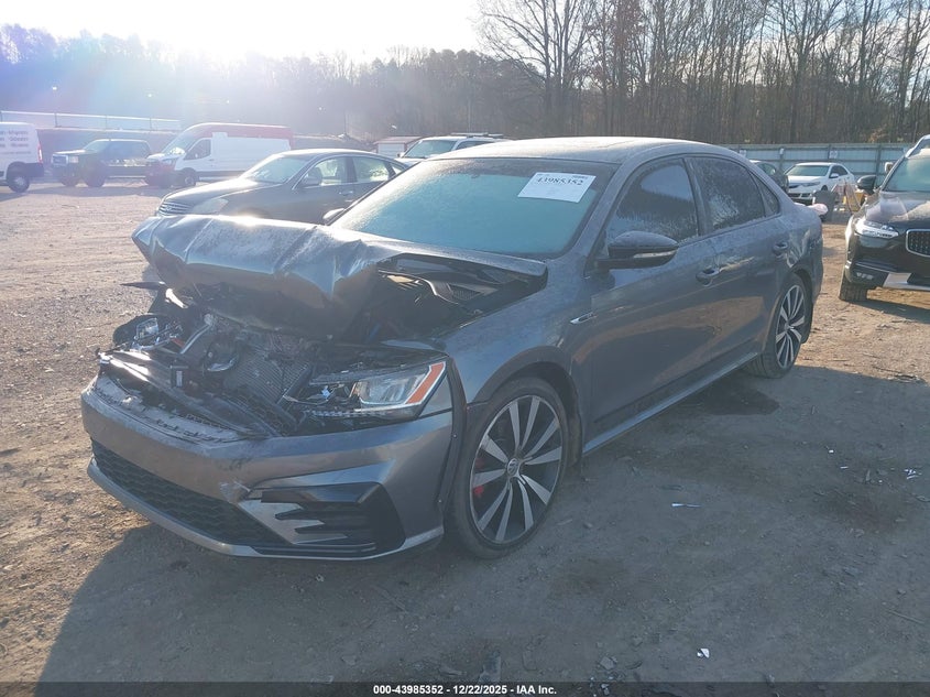 VIN 1VWJM7A32JC040295 2018 VOLKSWAGEN PASSAT 3.6L V6 GT