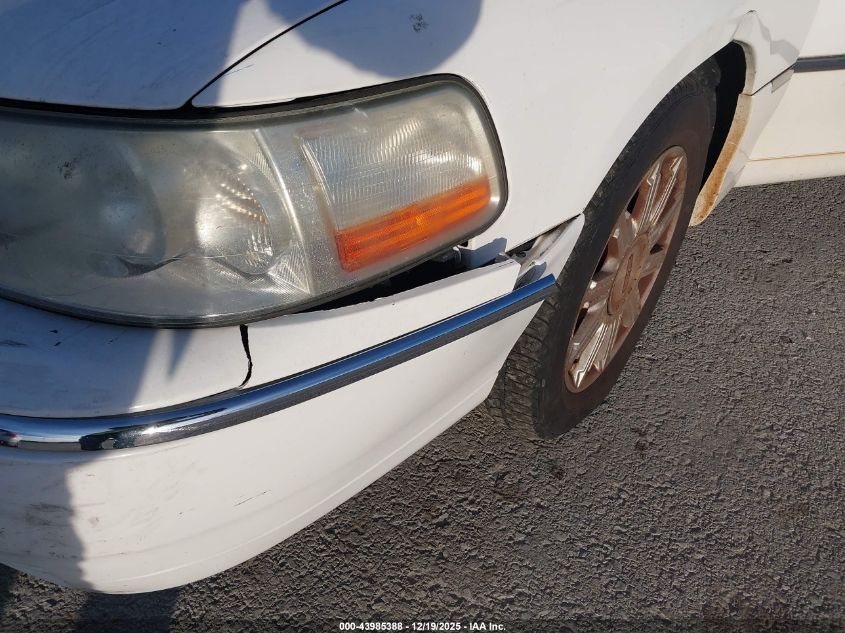 2007 Lincoln Town Car Signature Limited VIN: 1LNHM82W77Y626000 Lot: 43985388