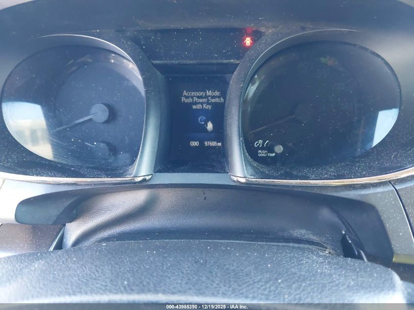 2018 Toyota Avalon Hybrid Xle Premium VIN: 4T1BD1EB5JU061721 Lot: 43985390