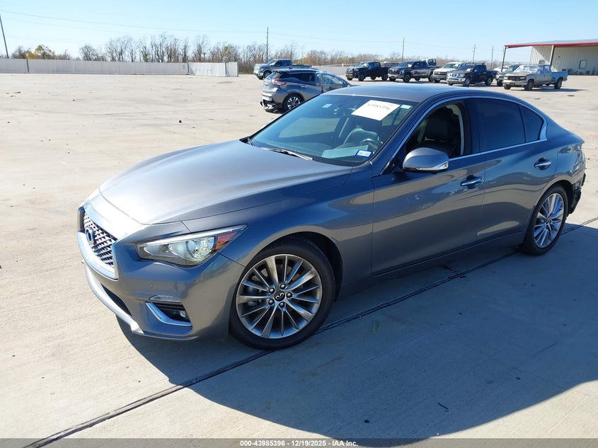 2021 Infiniti Q50 Luxe
