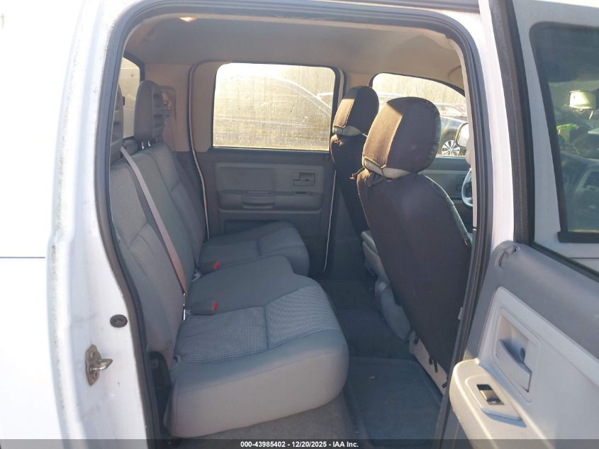 2007 Dodge Dakota Slt VIN: 1D7HW48N77S128328 Lot: 43985402