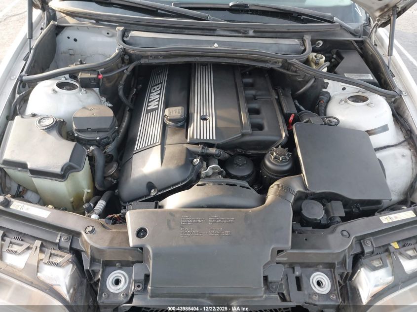 2001 BMW 330Ci VIN: WBABS53401JU86879 Lot: 43985404