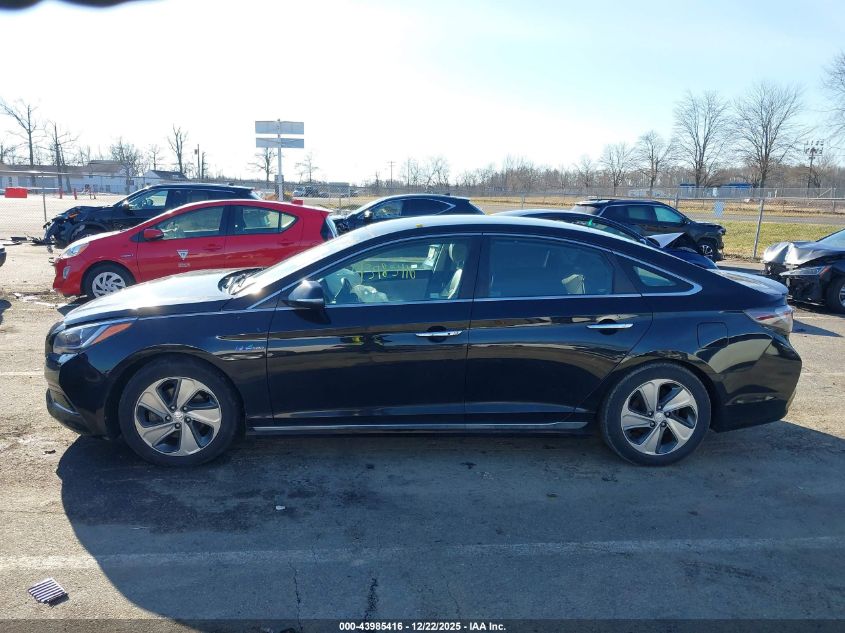 2017 Hyundai Sonata Hybrid Limited VIN: KMHE34L1XHA044808 Lot: 43985416