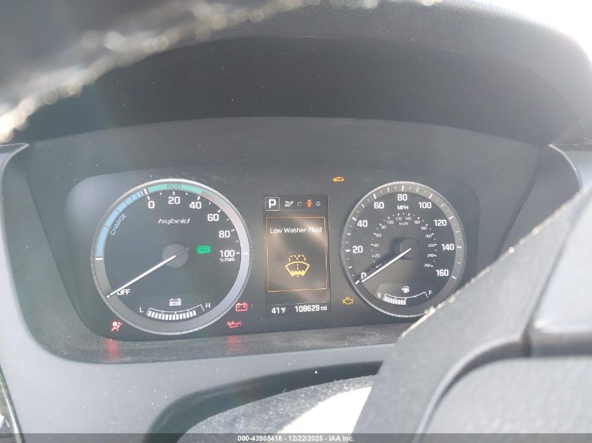 2017 Hyundai Sonata Hybrid Limited VIN: KMHE34L1XHA044808 Lot: 43985416