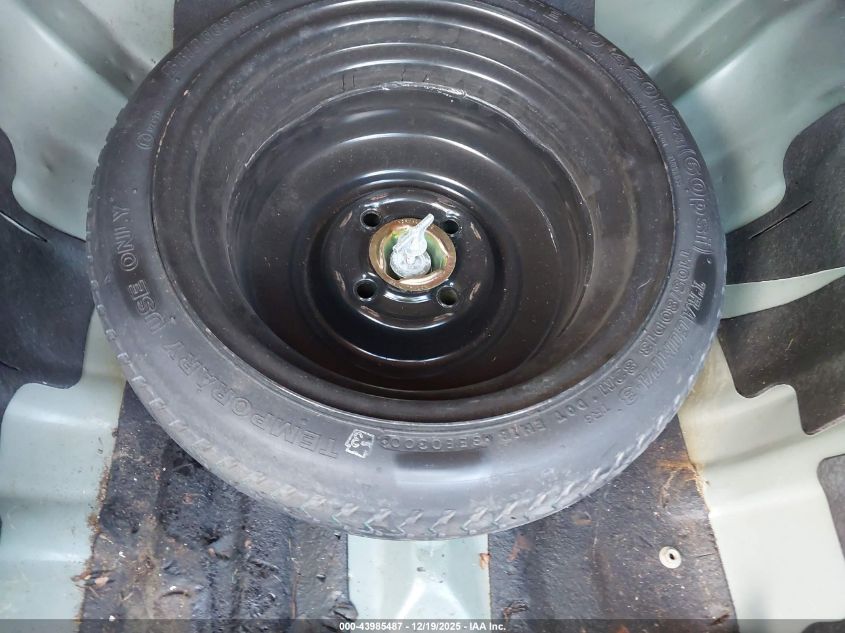 2000 Honda Civic Lx VIN: JHMEJ667XYS012312 Lot: 43985487