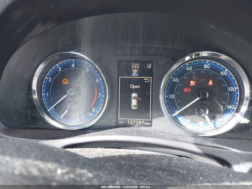 2018 Toyota Corolla Se VIN: 5YFBURHE4JP773157 Lot: 43985488