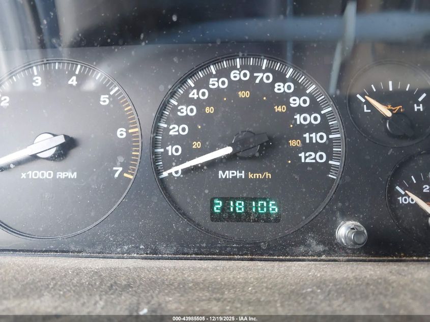 2002 Jeep Grand Cherokee Laredo VIN: 1J4GW48S32C205494 Lot: 43985505