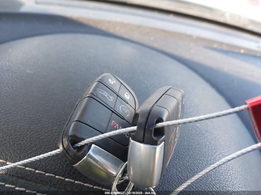 2017 Chrysler 300 300S Awd VIN: 2C3CCAGG2HH553273 Lot: 43985637