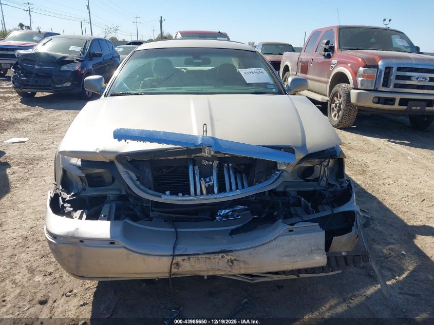 2007 Lincoln Town Car Signature VIN: 1LNHM81WX7Y639308 Lot: 43985650