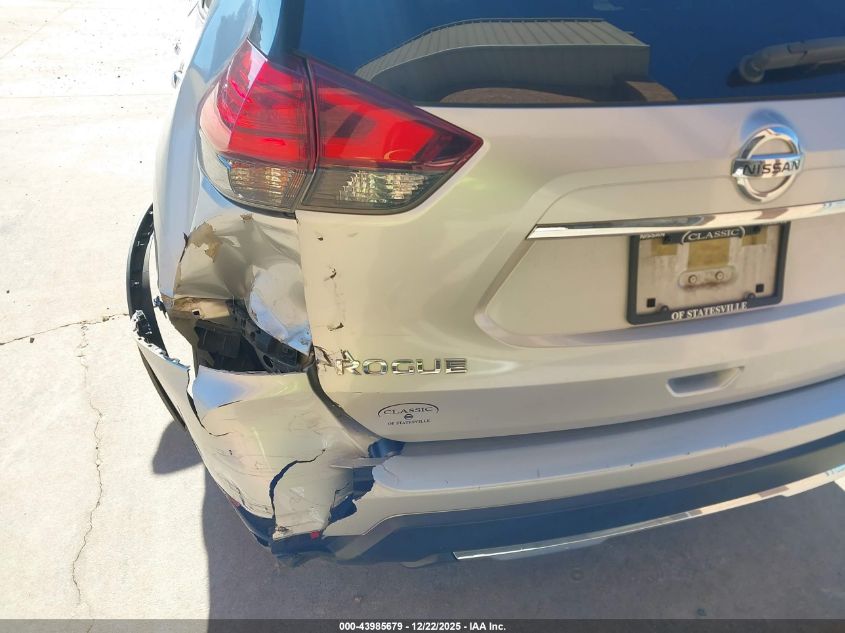 2017 Nissan Rogue Sv VIN: JN8AT2MV1HW281607 Lot: 43985679