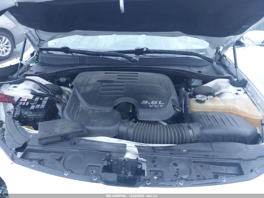 2018 Chrysler 300 Limited VIN: 2C3CCAEG1JH193857 Lot: 43985764