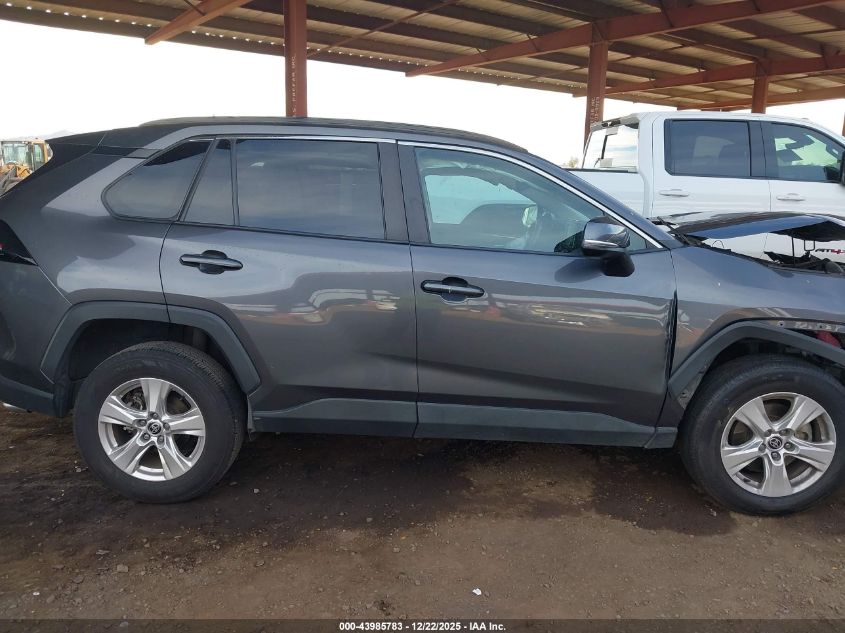 2021 Toyota Rav4 Xle VIN: 2T3W1RFV5MW165218 Lot: 43985783