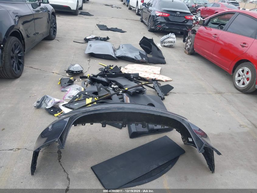 2024 Tesla Model Y Long Range Dual Motor All-Wheel Drive VIN: 7SAYGDEE9RF071449 Lot: 43985811