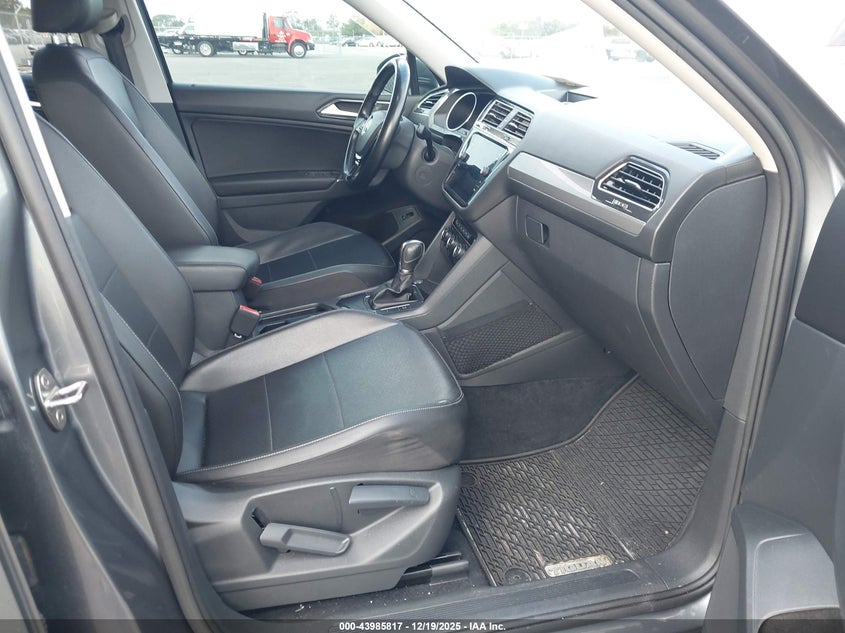 2018 Volkswagen Tiguan 2.0T Se/2.0T Sel