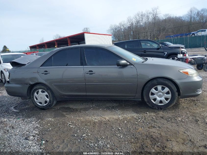 2002 Toyota Camry Le VIN: 4T1BE32K12U564645 Lot: 43985823