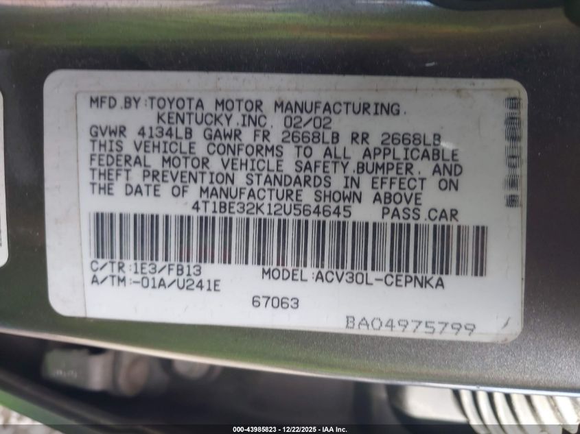 2002 Toyota Camry Le VIN: 4T1BE32K12U564645 Lot: 43985823